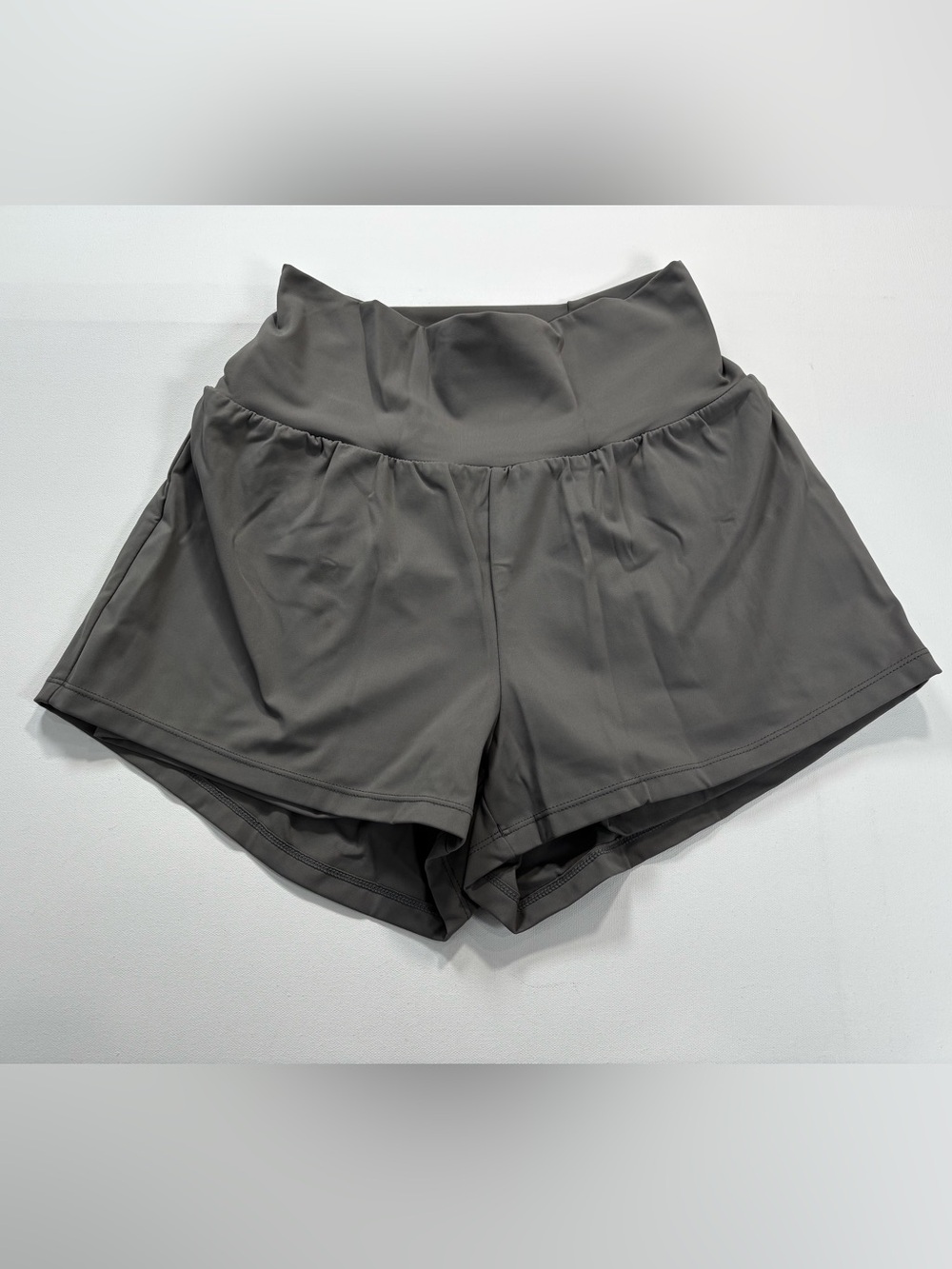 HALARA Women's High-Waist Athletic Shorts with Liner Gray